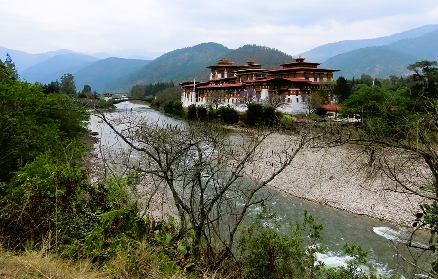 Punakha Dzong, Bhutan © Gina Nichol 