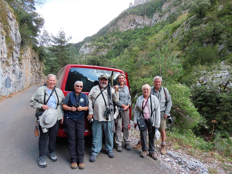 Wallcreeper watchers at Bocas del Inferno, Hecho Valley, Spain. Photo © Gina Nichol. 